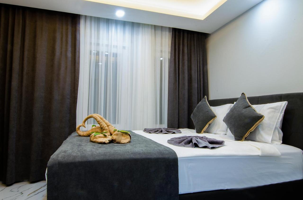 Roxapart Hotel ケメル エクステリア 写真